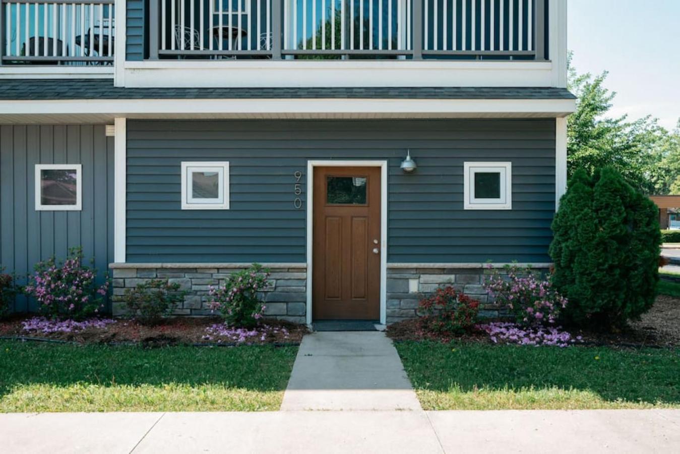 L Studio Traverse Close To Downtown And Beach Traverse City Exterior photo